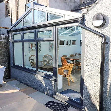 Carters Cottage, * Ulverston